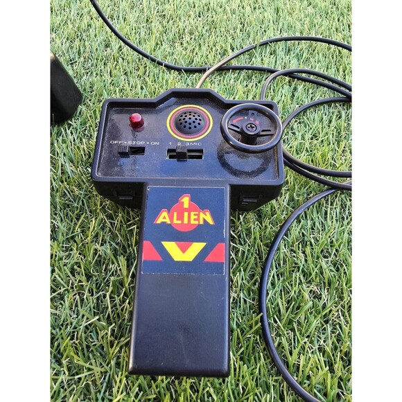 Vintage 1980's Alien 1 Robot Union Electric *For Parts Only Needs TLC Rare Find - Picture 7 of 12